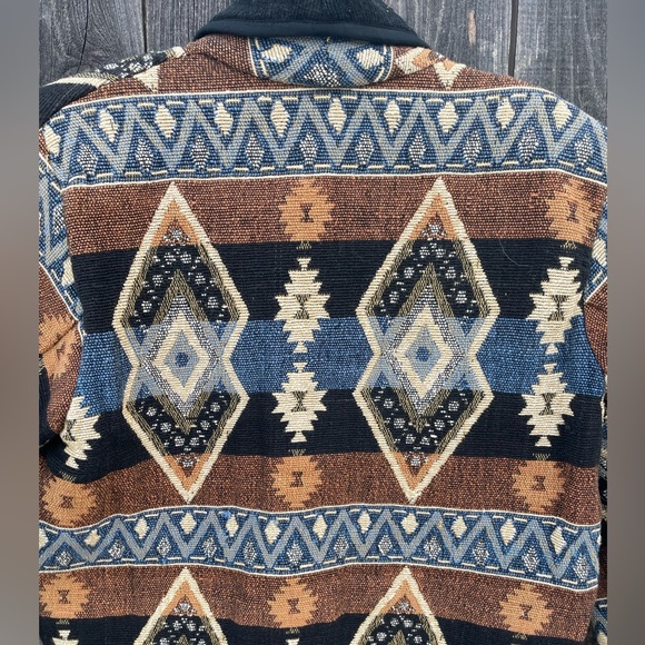 New Identity Southwest Tapestry Women’s Jacket
Size S - Picture 5 of 7